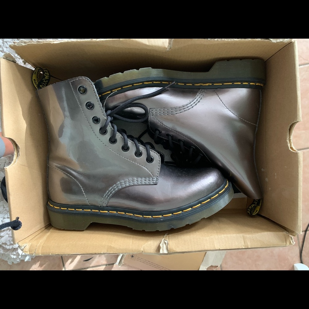 Doc Marten Pewter